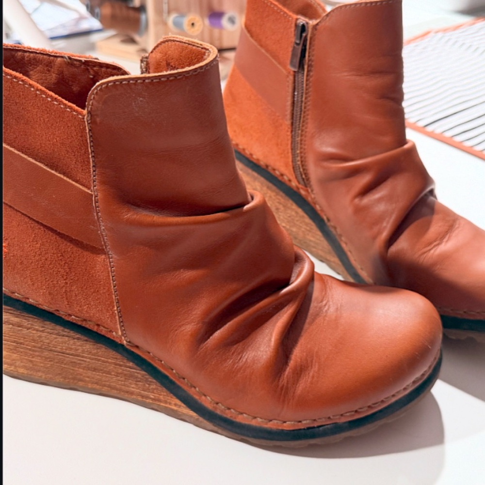 Stylish Brown Leather Wedge Boots
